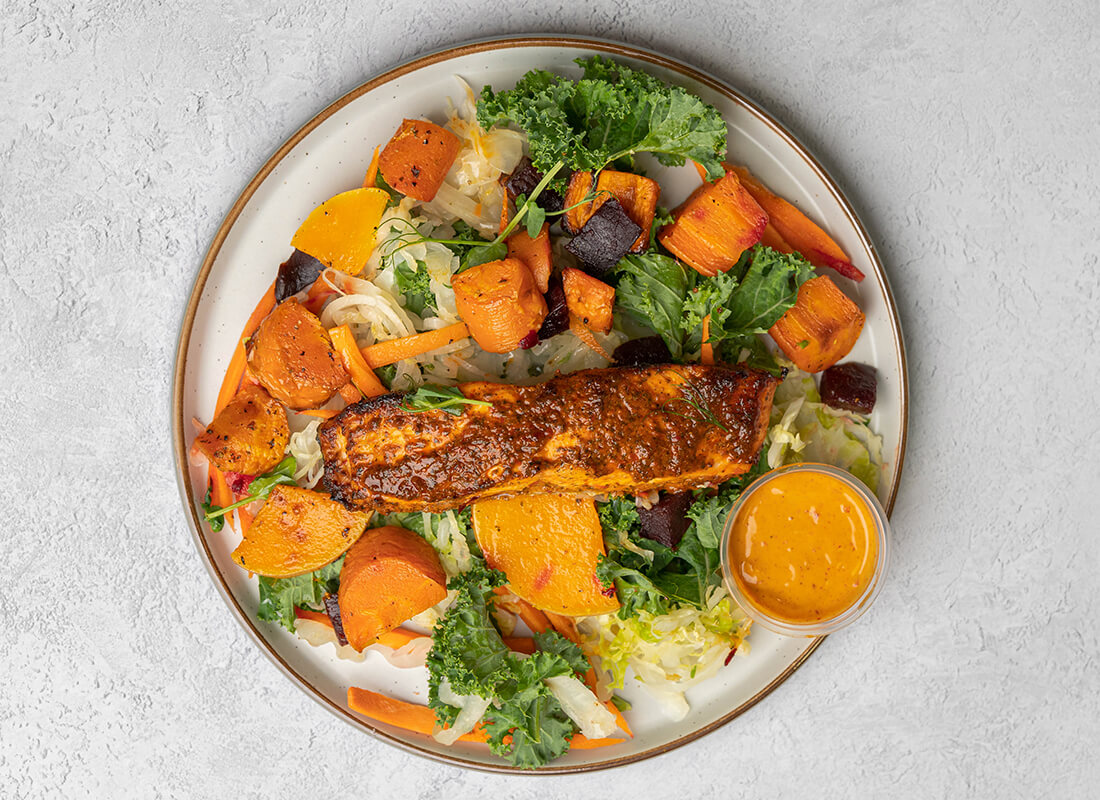 Roasted Red Pepper Salmon + Mixed Veg